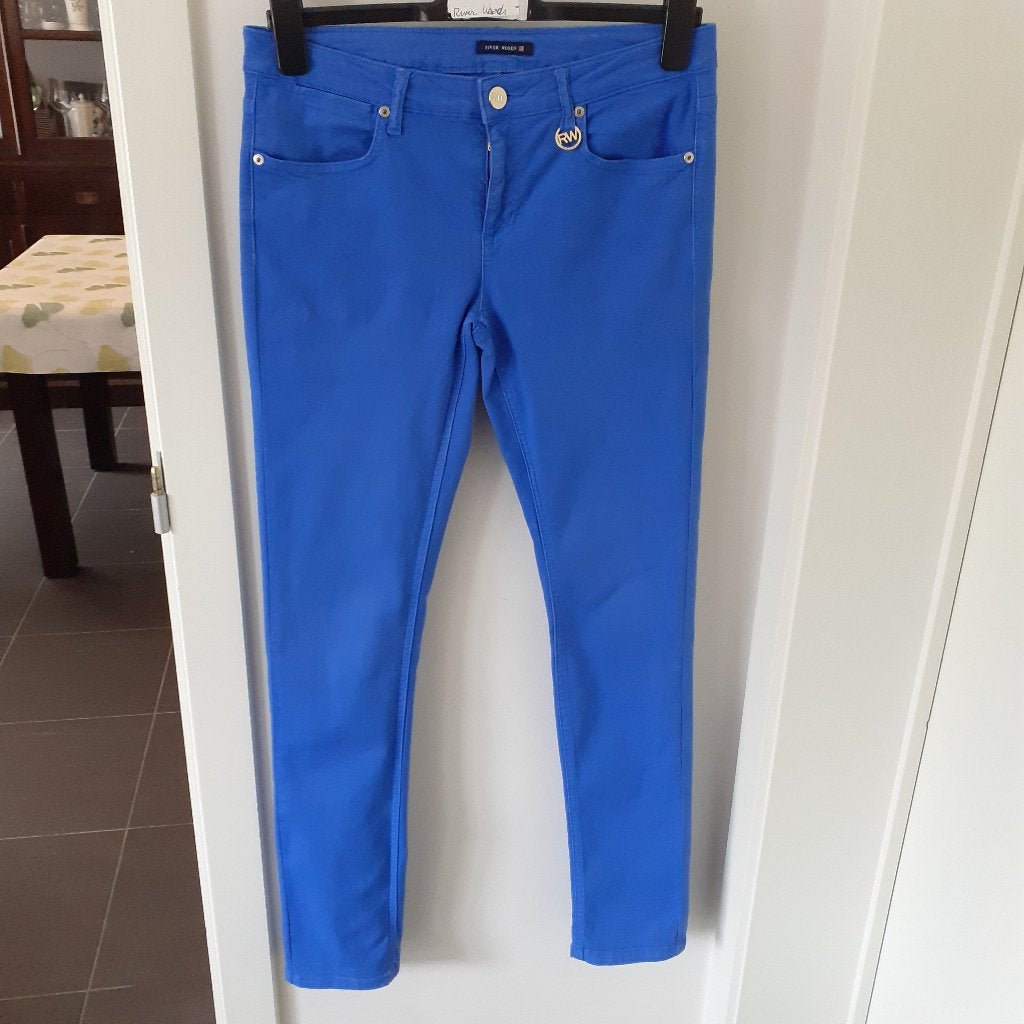RIVER WOODS Felblauwe spijkerbroek Maat: 40? Prijs: € 3, Kleding | Dames, Spijkerbroeken en Jeans, Blauw, River Woods, Ophalen of Verzenden