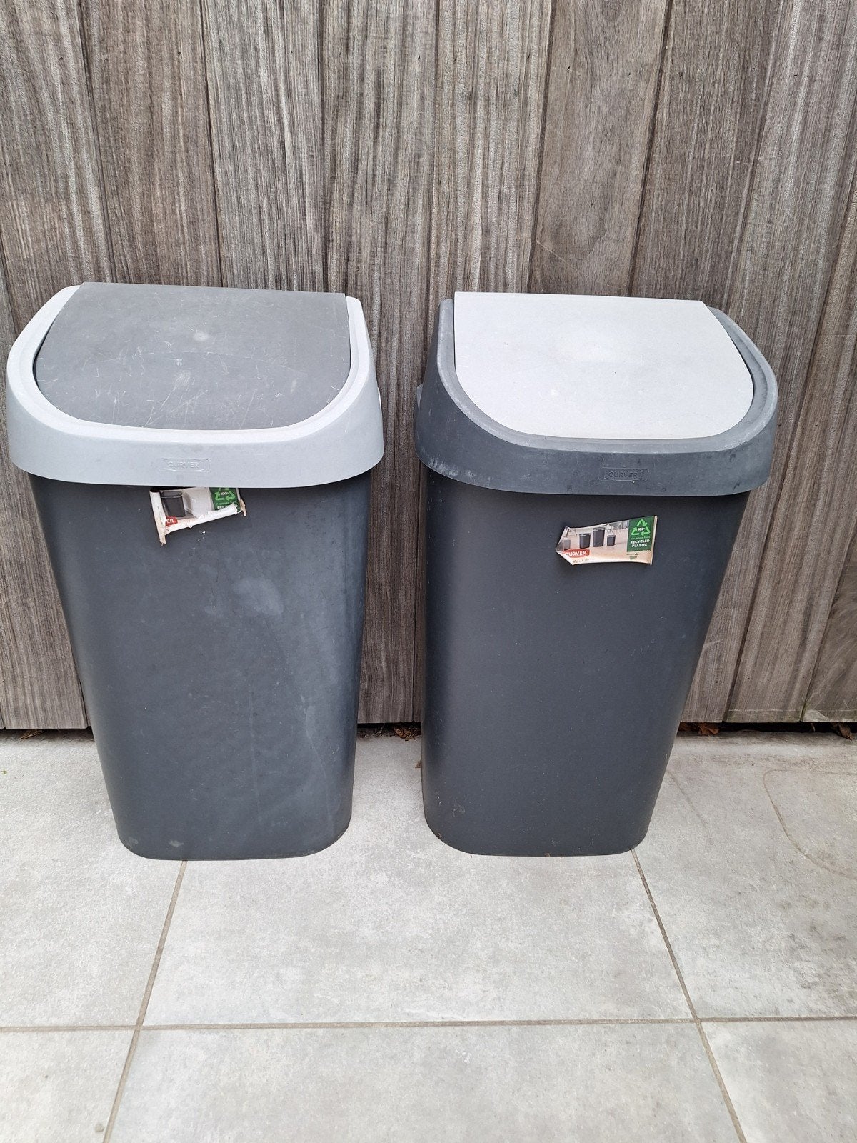 2 Curver Vuilnisbakken Mistral Swing Antraciet/Soft Grey 50L, Huis en Inrichting, 40 liter of meer, Ophalen, Gebruikt, Kunststof
