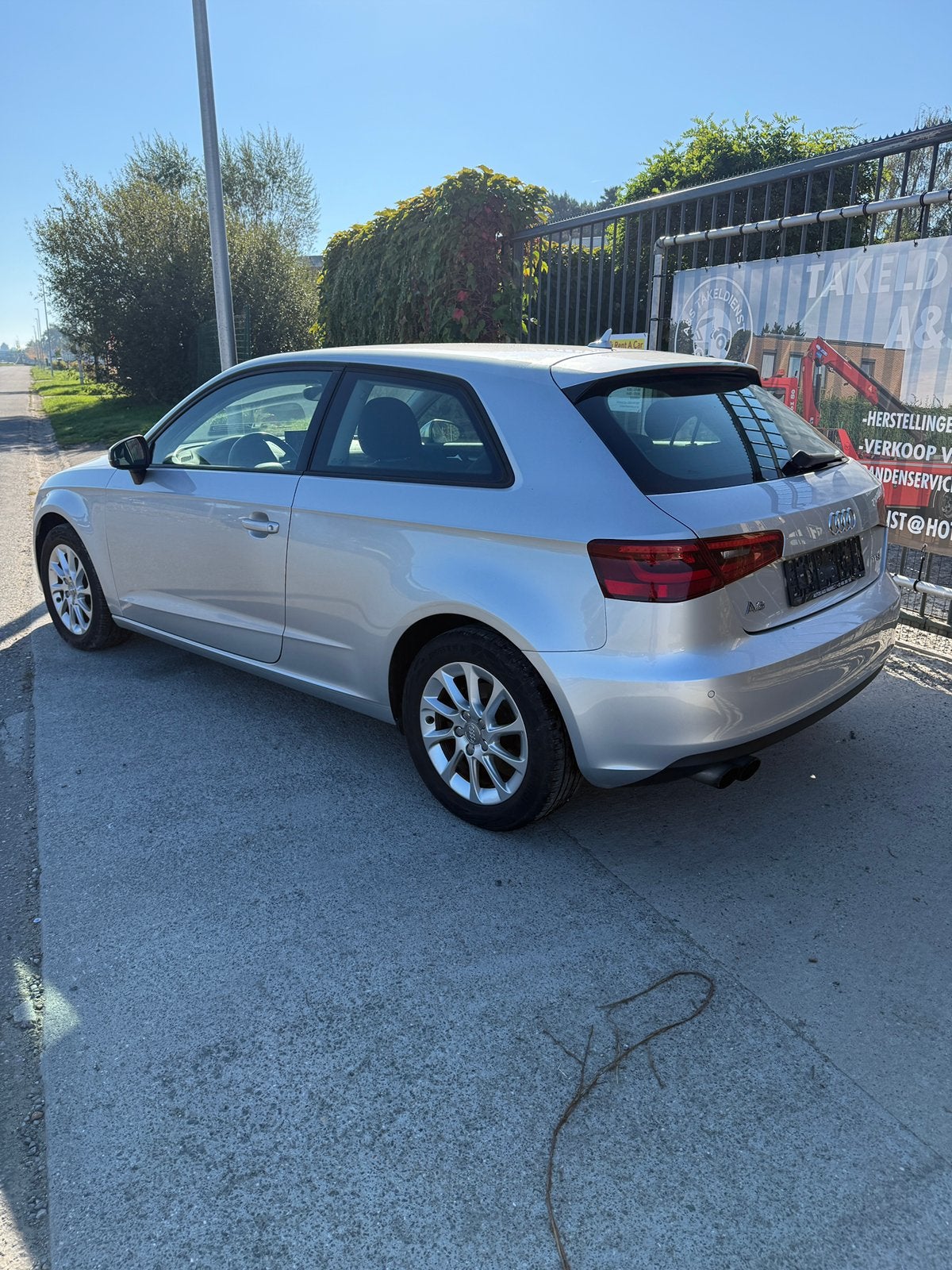 Audi A3 | NAVI | ZETELVERWARMING | BOORDCOMPUTER | BLUETOOTH, Auto's, Euro 5, Stof, https://public.car-pass.be/vhr/bc060ac0-b44d-4b61-9a95-b41957491af5