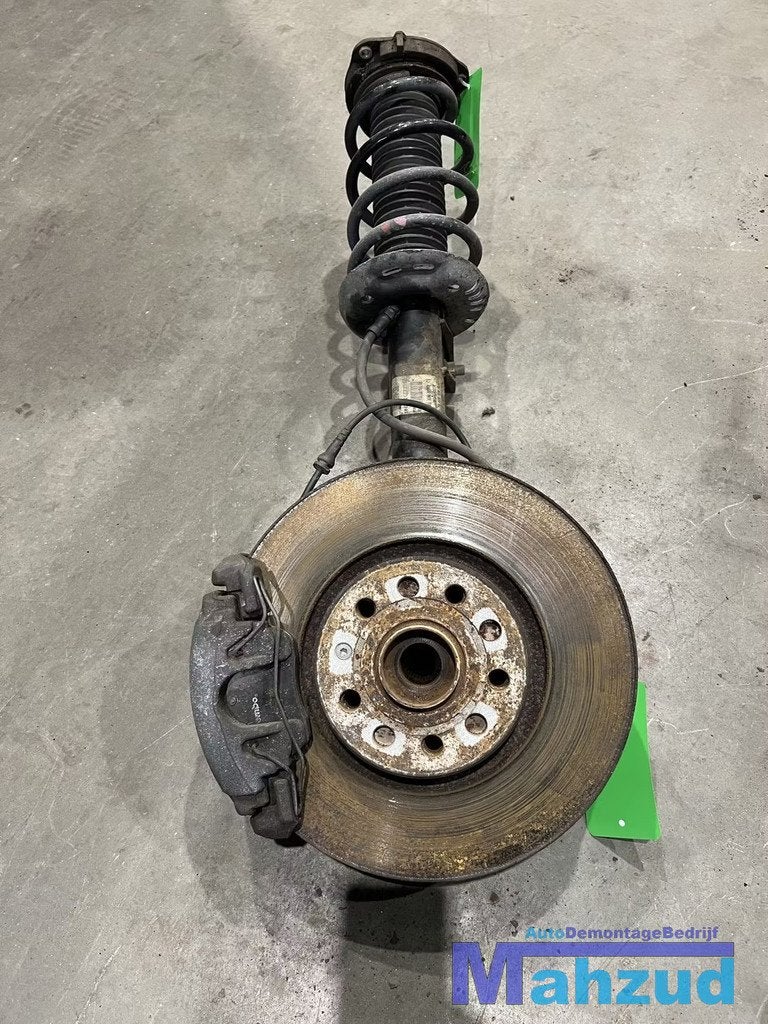 AUDI A3 8P Links voor veerpoot compleet met remklauw 4x4 200, AUDI AG, Auto-Union-Strasse 1
85045  Ingolstadt, DE, Audi, Utilisé