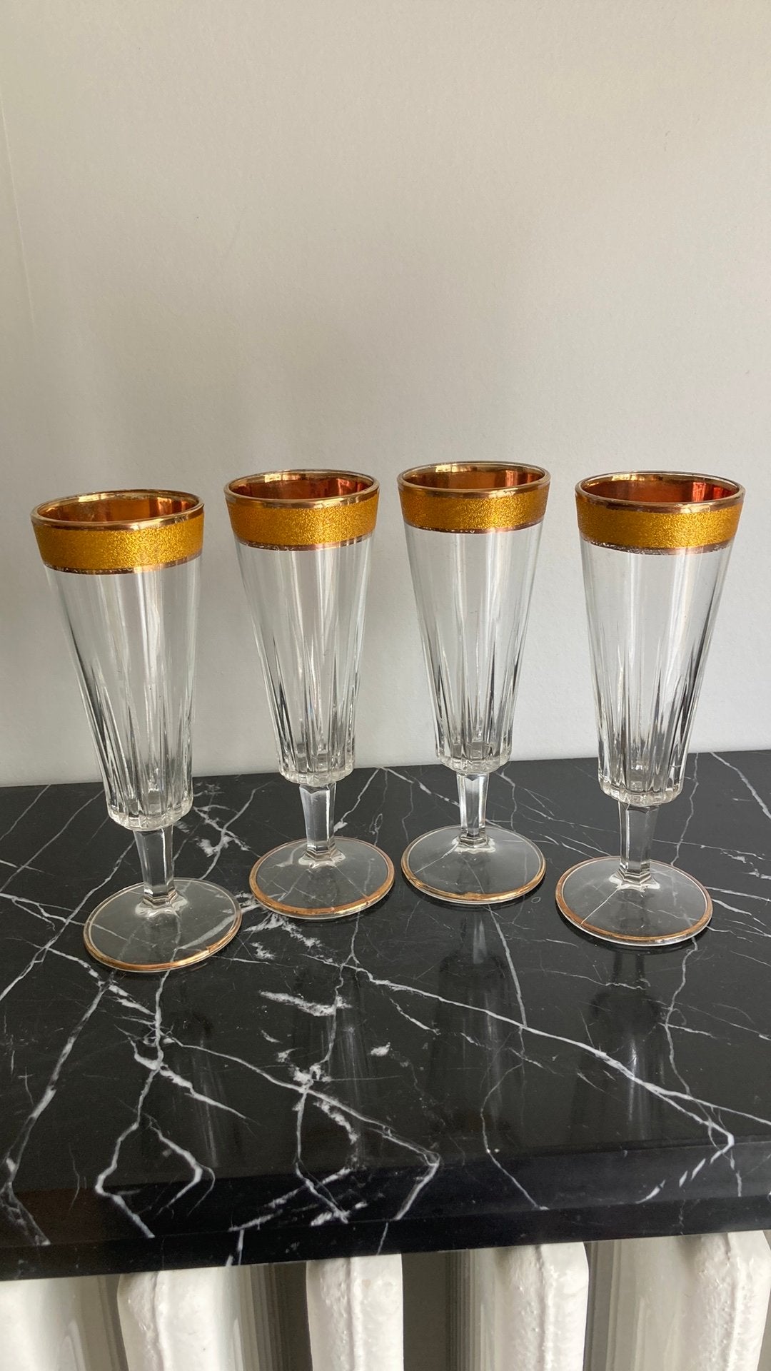 vintage set van champagne geslepen glasen met gouden rand, Ophalen of Verzenden, Zo goed als nieuw