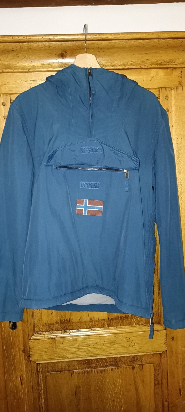 Veste napapijri
Taille S
Très bon état9, Vêtements | Hommes, Enlèvement ou Envoi, Comme neuf