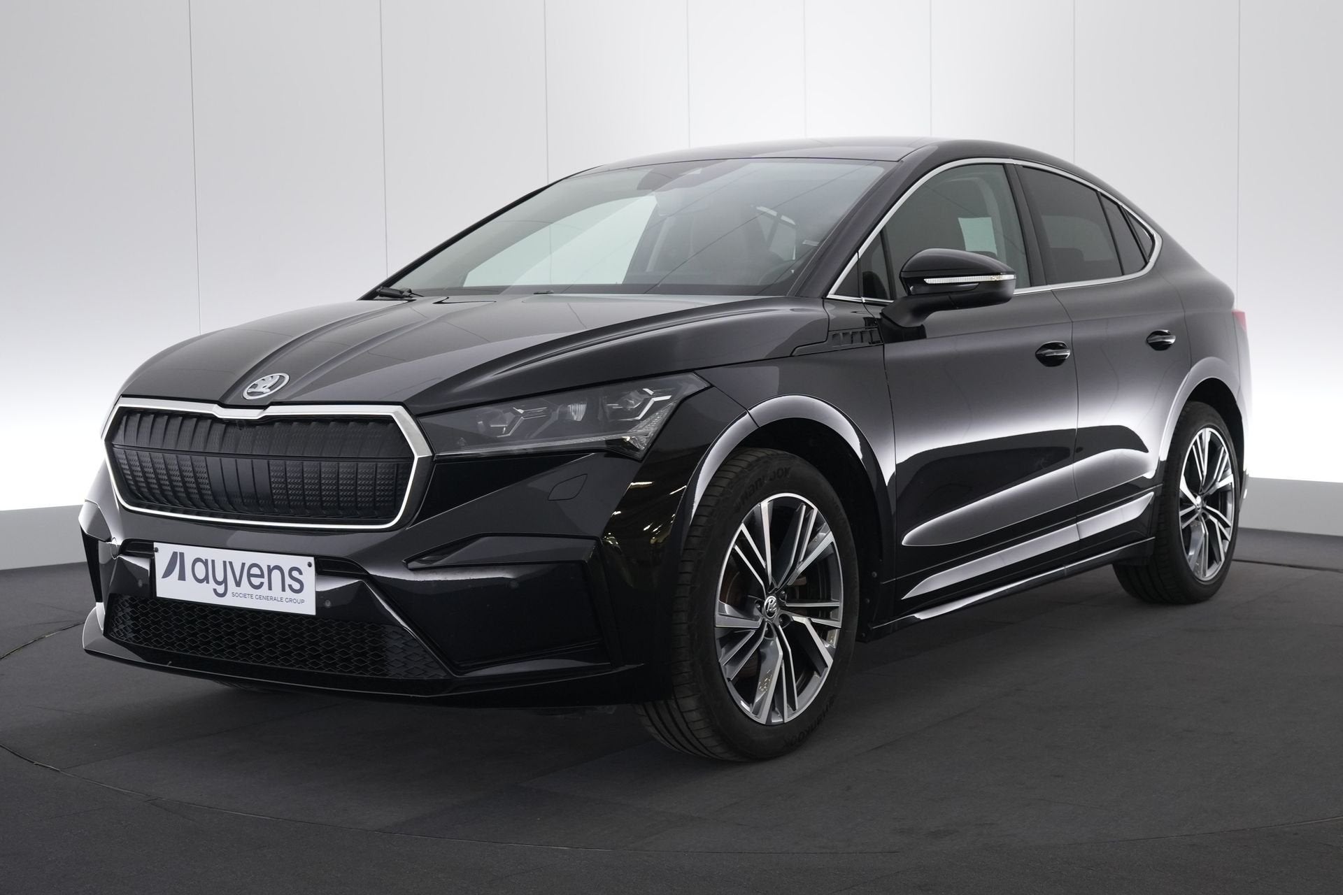 (2FLY044) SKODA ENYAQ COUPE, Auto's, Skoda, Automaat, Achterwielaandrijving, Gebruikt, Zwart