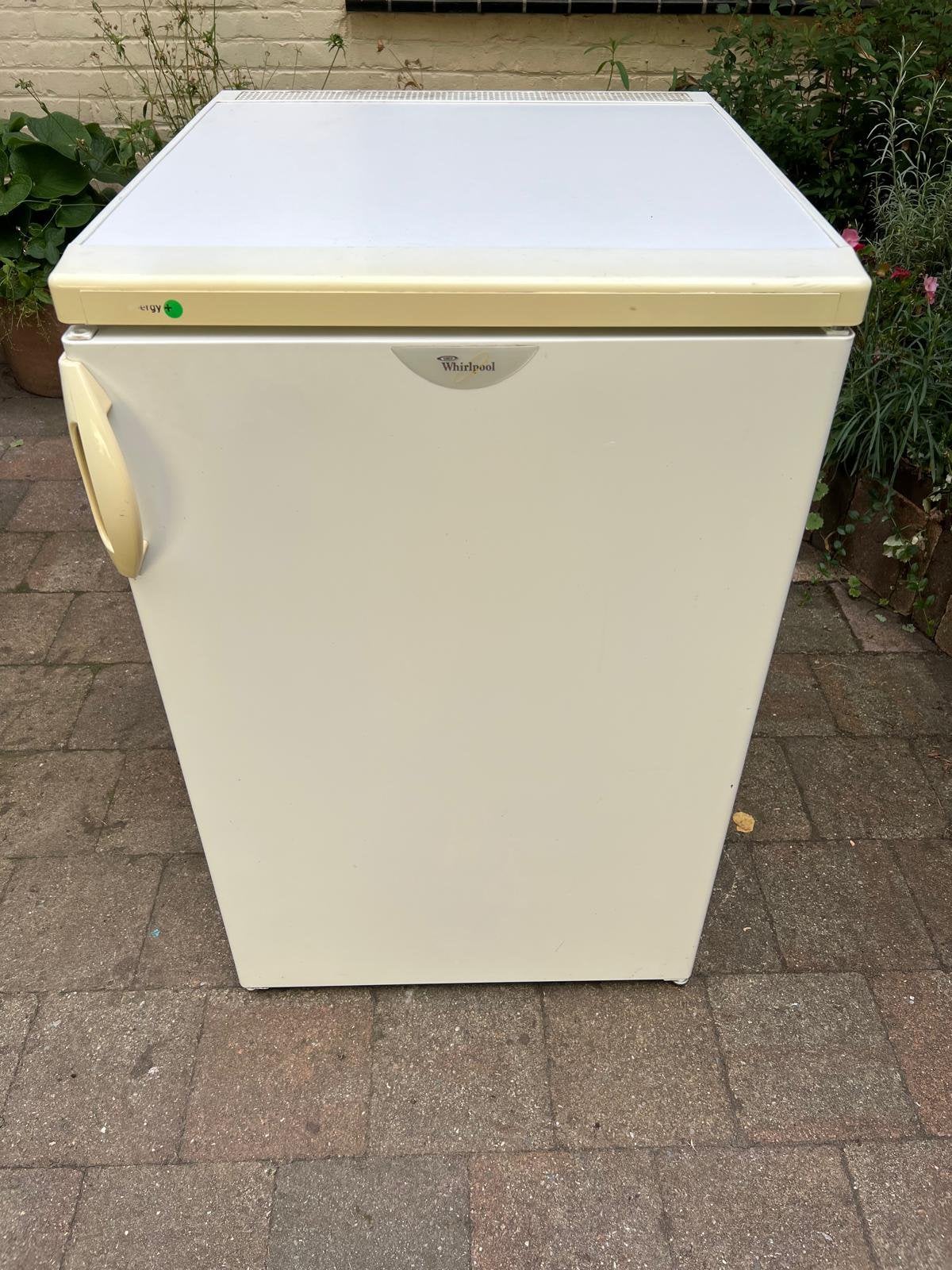 Koelkast met vriesvak van Whirlpool, Elektronische apparatuur, Ophalen, Zo goed als nieuw, Met vriesvak