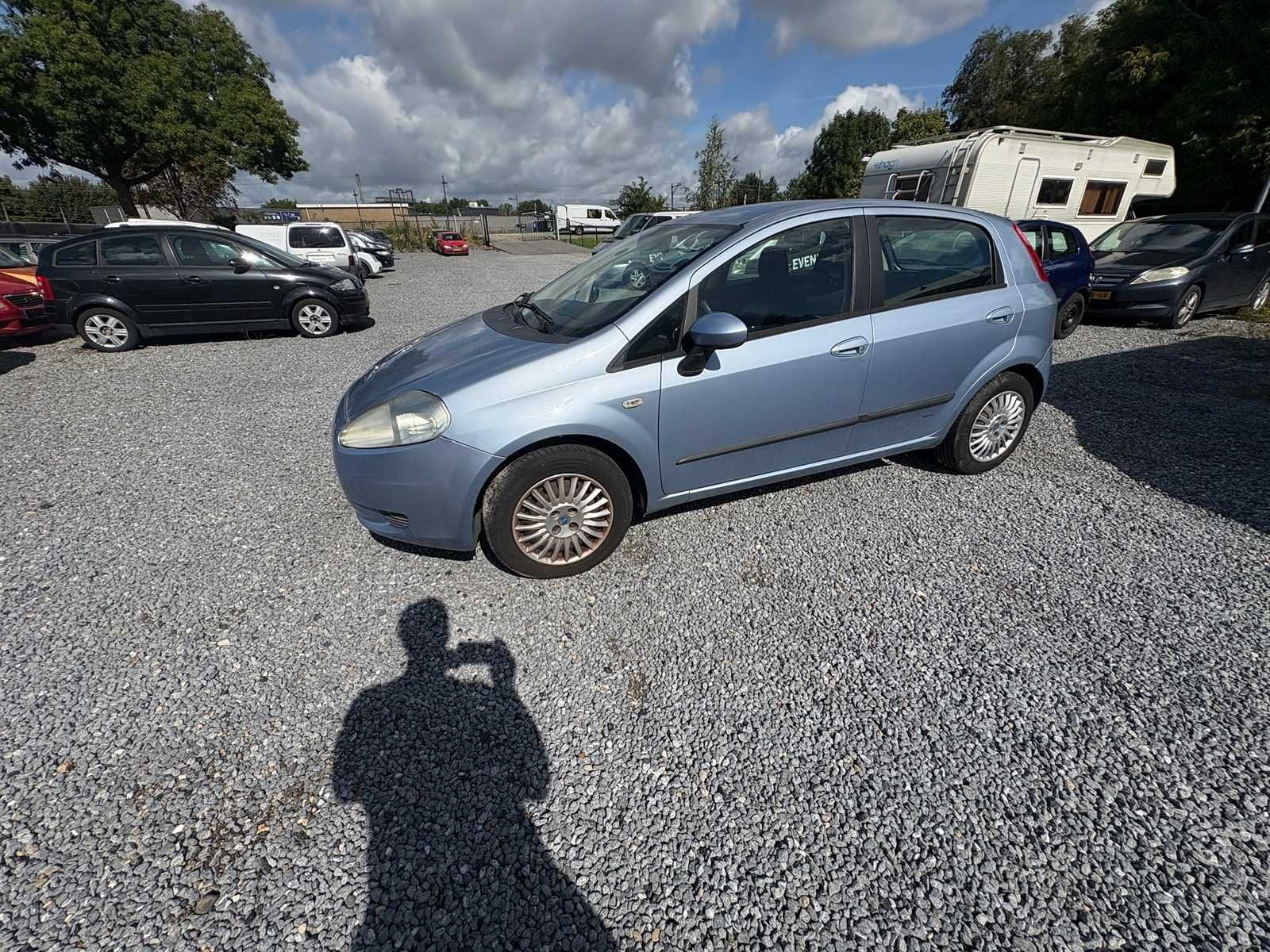 2006 - Fiat - Grande Punto - 1.4-16V Dynamique - Voiture, Autos, Fiat, Achat, Entreprise, Grande Punto, MPV ou Monospace
