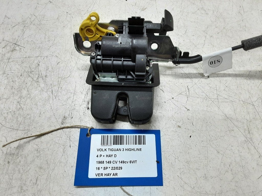 SERRURE COFFRE Volkswagen Tiguan (AD1) (5TA827506C), Autos : Pièces & Accessoires, Utilisé, Volkswagen, Haillon arrière