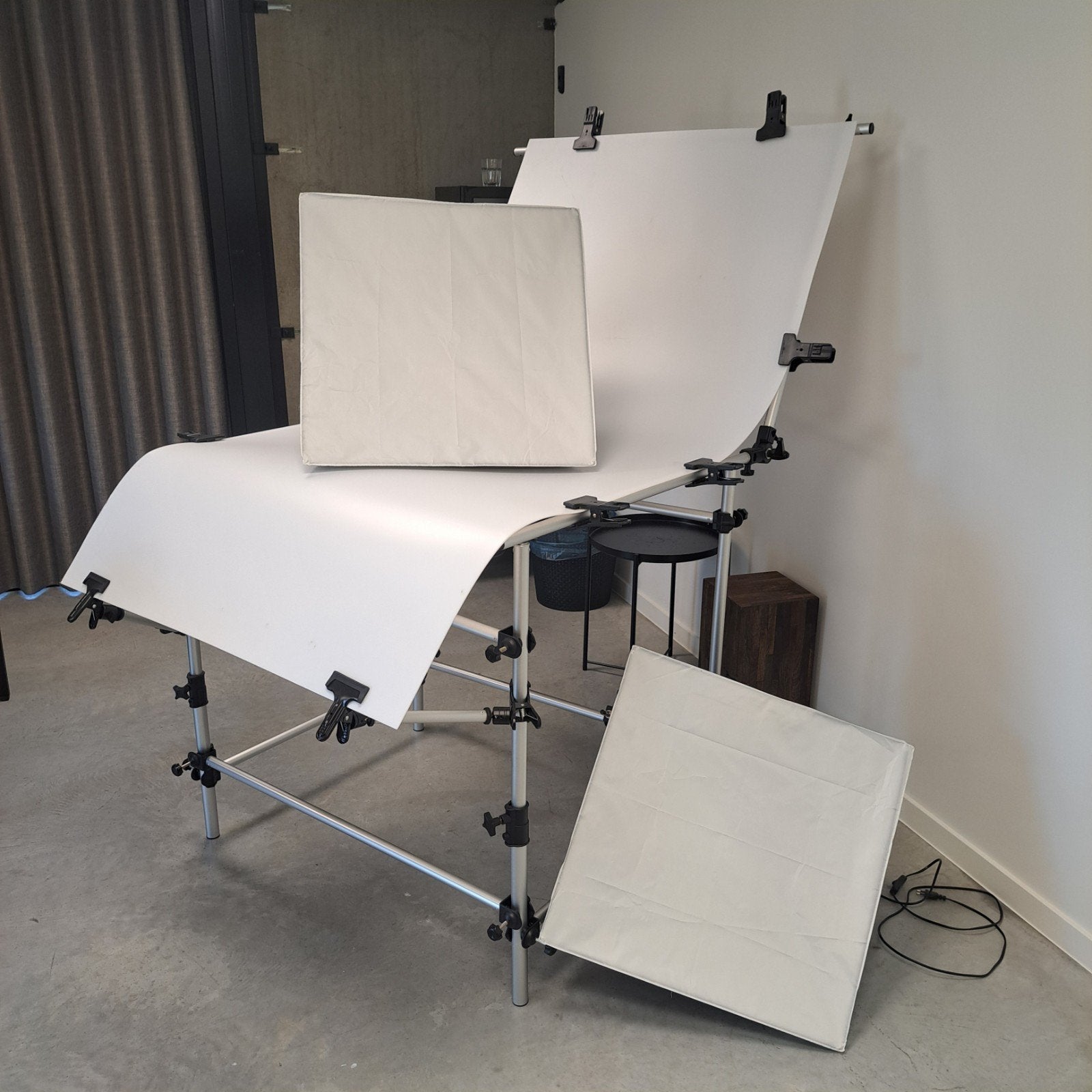 Falcon Eyes opnametafel 100x200 + 2x softbox 60x60, Ophalen, Zo goed als nieuw, Achtergrond