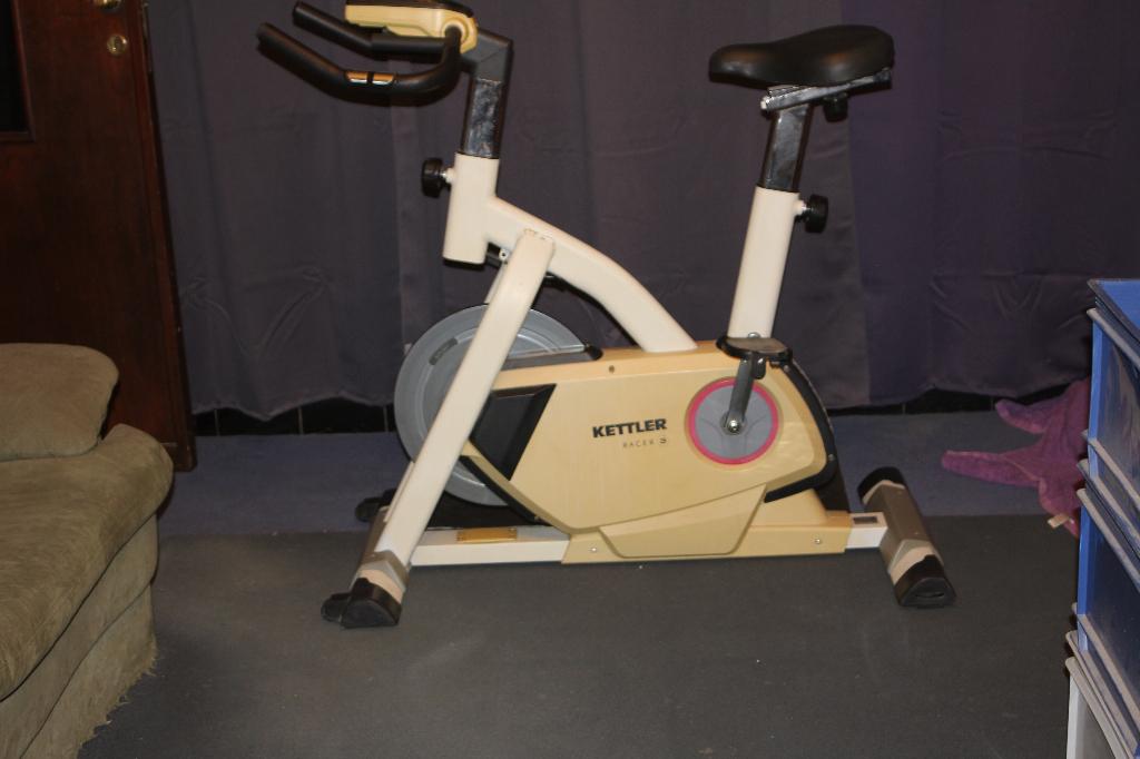 Vélo d'exercice, velo d'appartement RACER 3 VELO COUREUR, Sports & Fitness, Appareils de fitness, Comme neuf, Vélo d'appartement