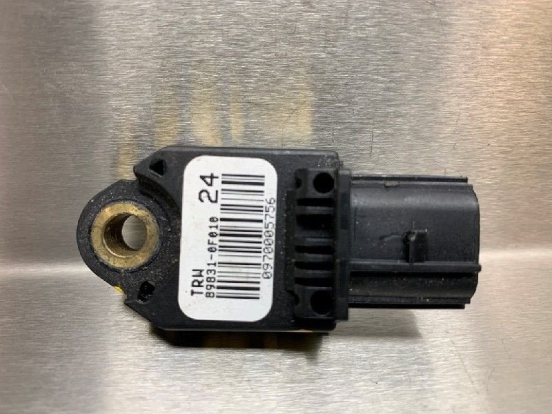 CAPTEUR AIRBAG Toyota Verso (01-2009/08-2018) (|898310F010|), Utilisé, Toyota