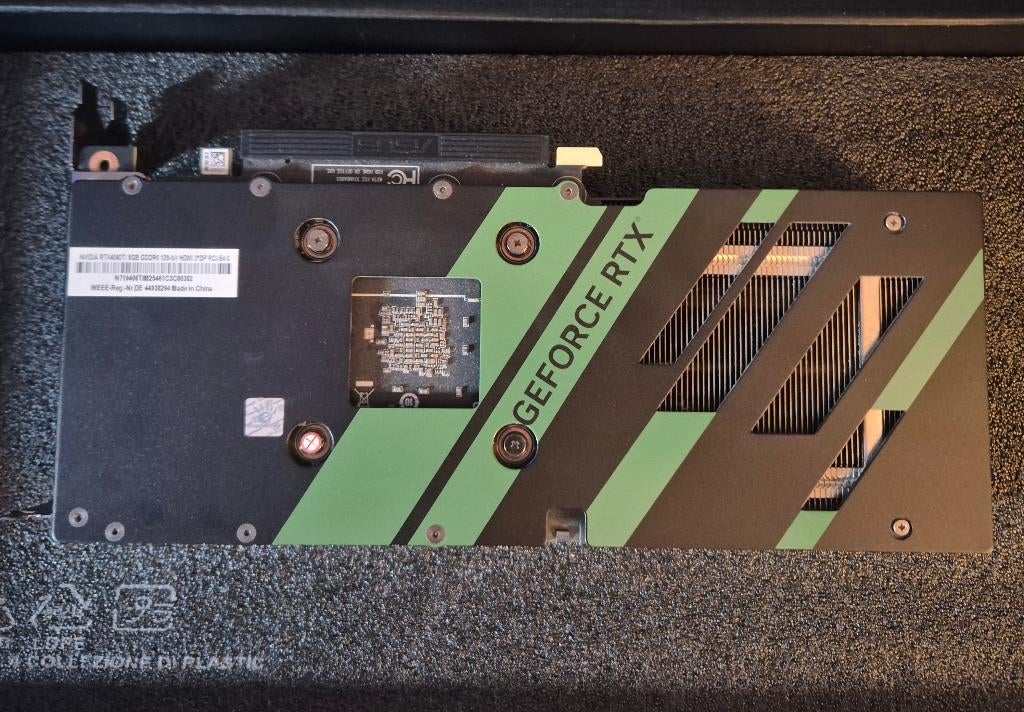 Rtx4060 Ti Manli 8Go, GDDR6, PCI-Express 4, Comme neuf, HDMI