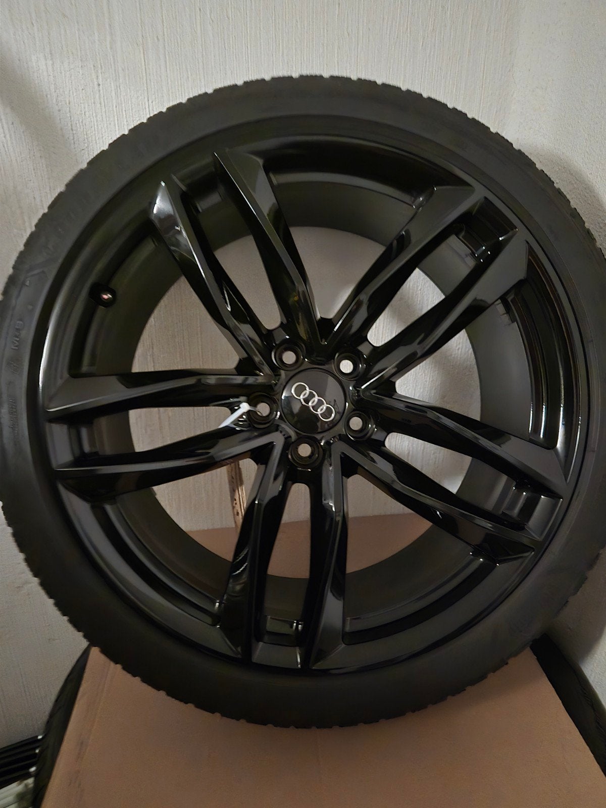Jantes Audi RS6 originales + pneus 25535R20, Autos : Pièces & Accessoires, Véhicule de tourisme, Pneu(s), Enlèvement, Utilisé