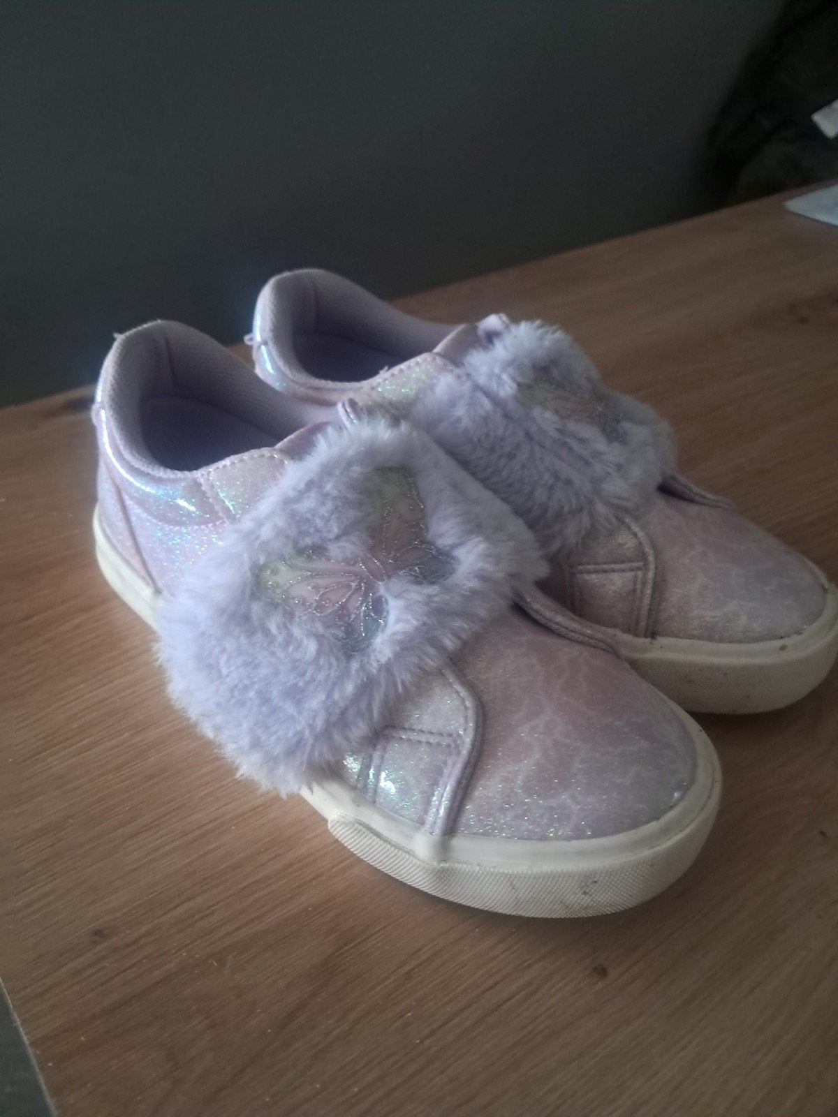 schoenen maat 32, Ophalen