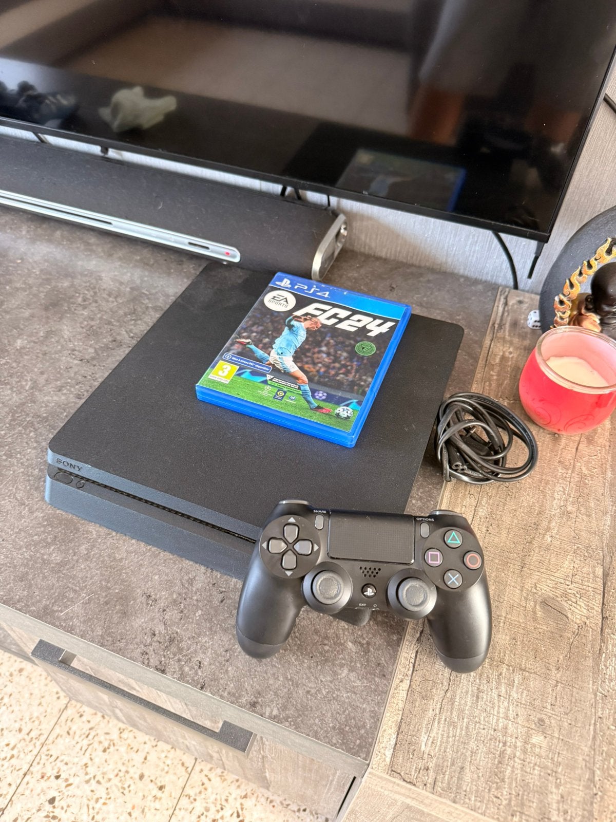 Console ps4 slim en parfait etat, Enlèvement, Comme neuf, Slim