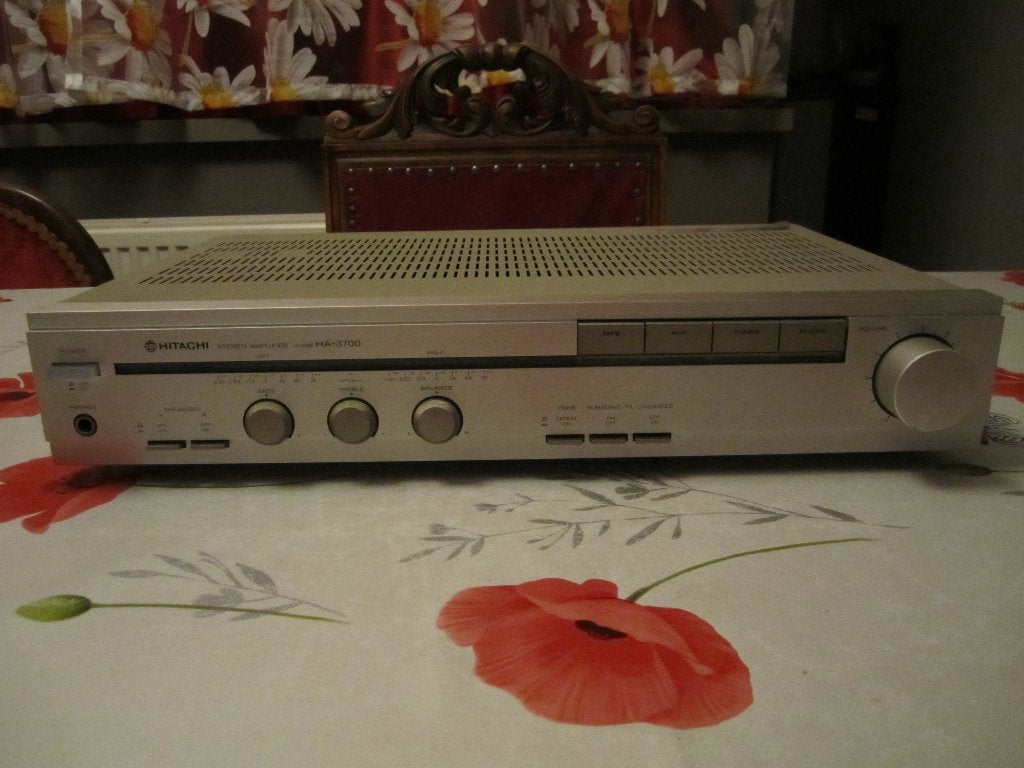 Hitachi HA 3700, Ophalen of Verzenden, Gebruikt