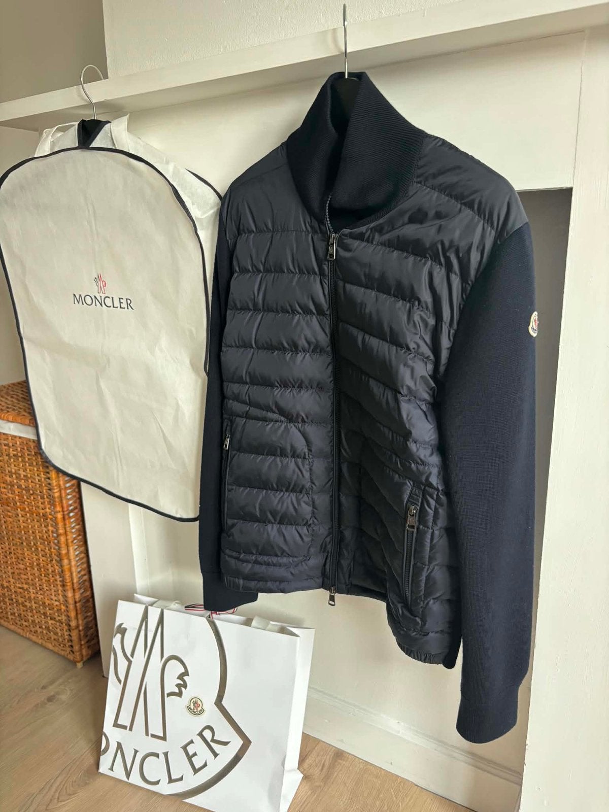 Moncler cardigan tricot, Vêtements | Hommes, Blousons sans Manches, Enlèvement ou Envoi, Comme neuf