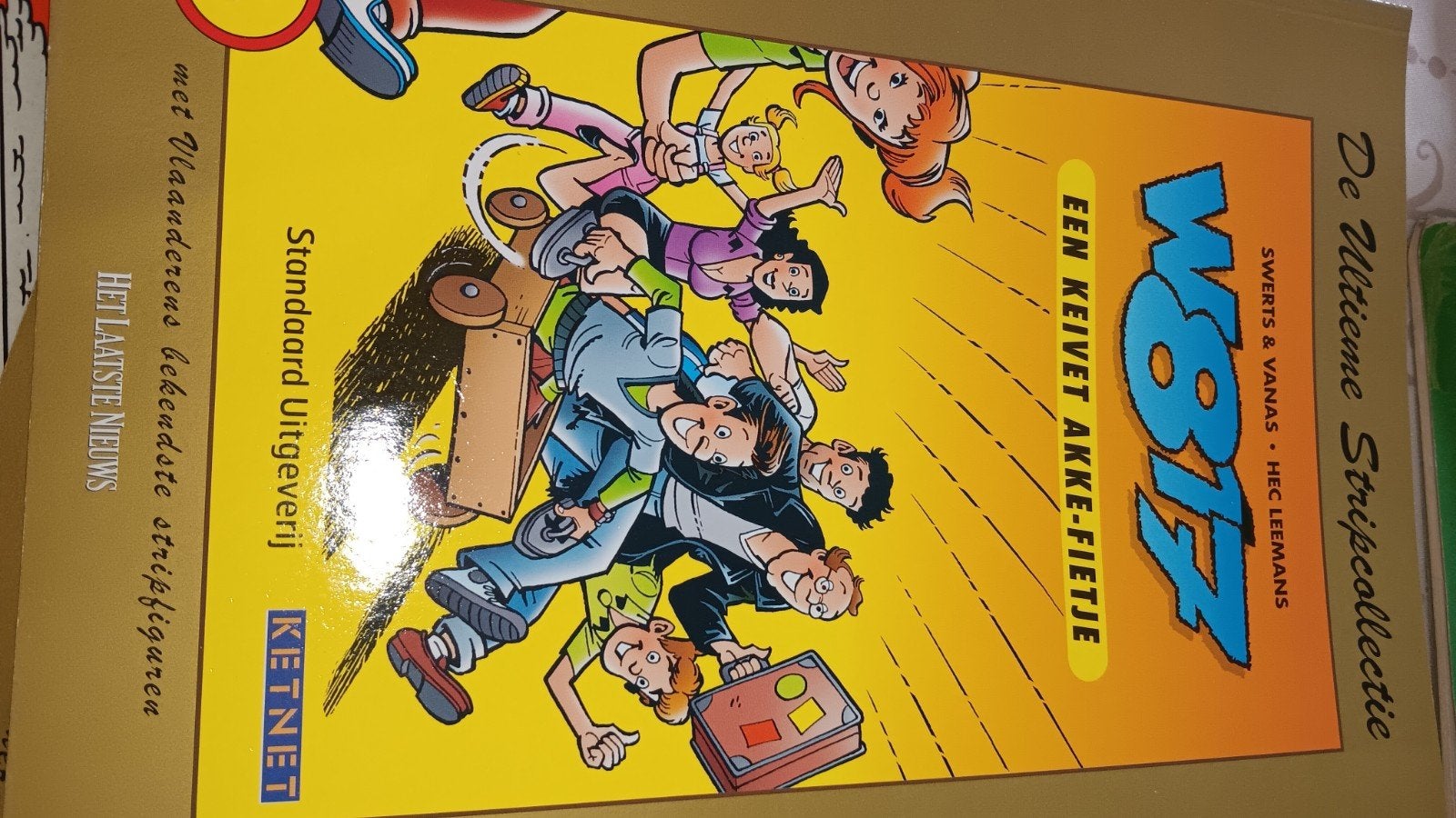 lot strips in ongelezen staat, Ophalen