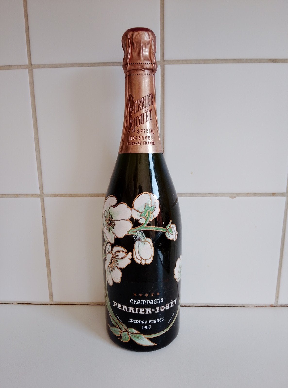Champagne Perrier - Jouët 1969, Verzamelen, Ophalen of Verzenden, Champagne