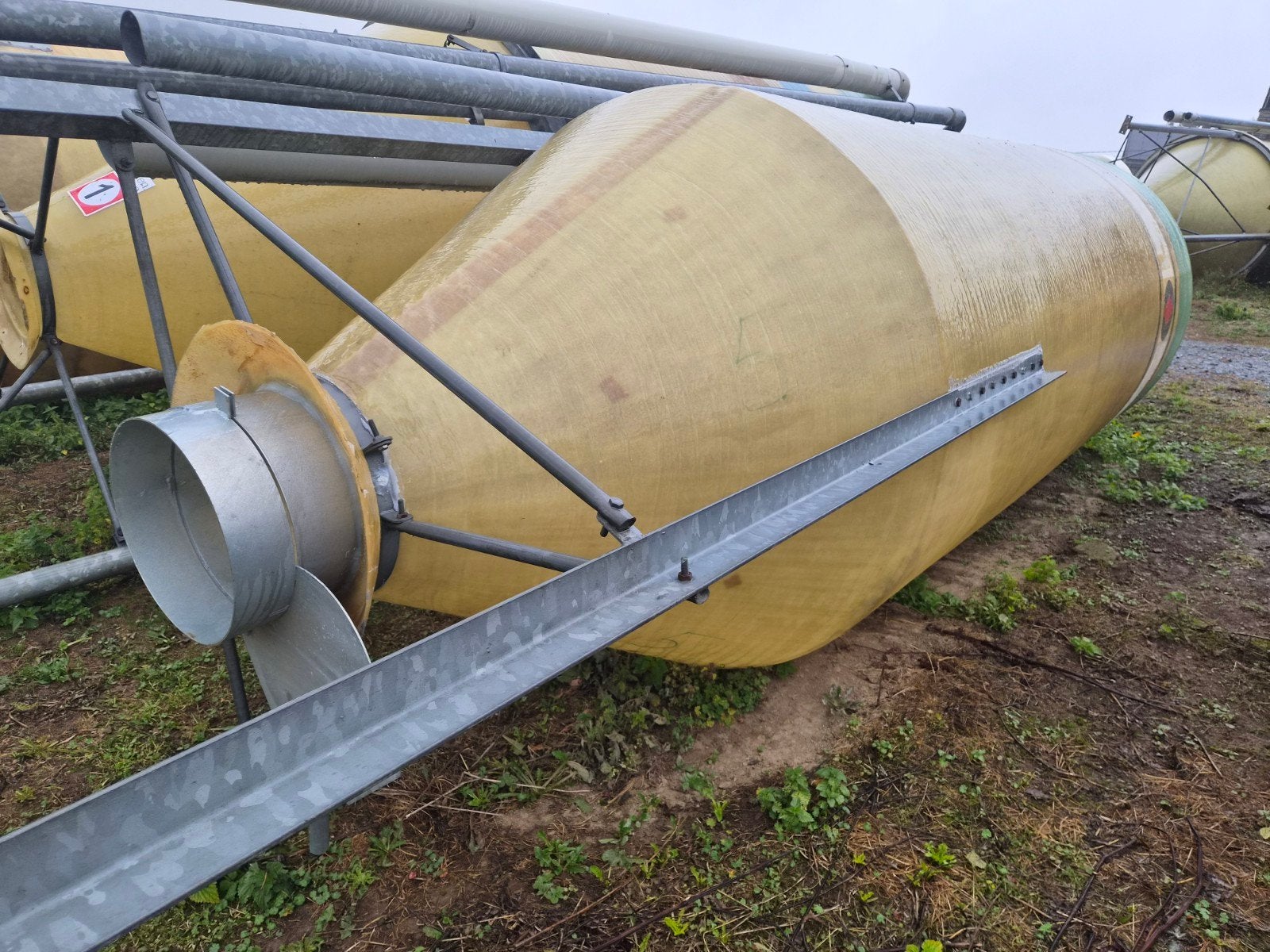 Silo polyester: 4 tonnes., Zakelijke goederen, Ophalen of Verzenden