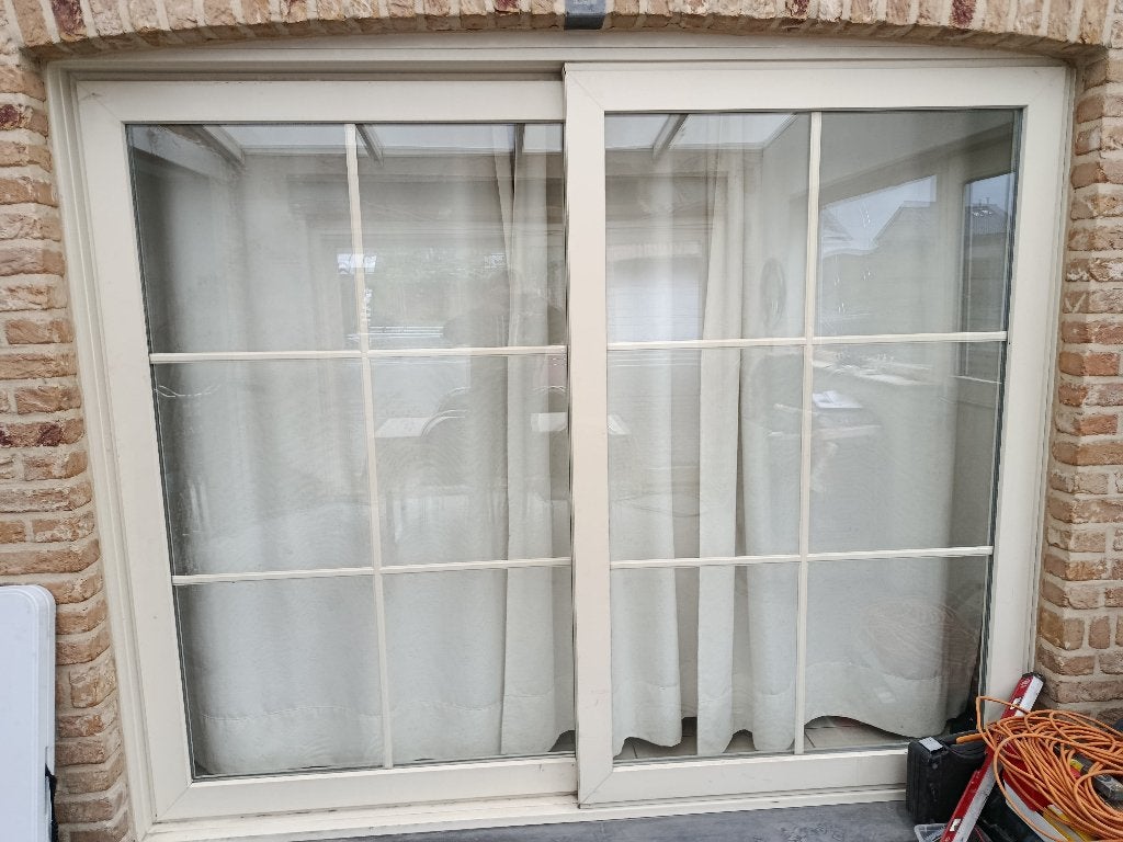 Schuifraam, Ophalen, Kunststof, Gebruikt, Inclusief glas