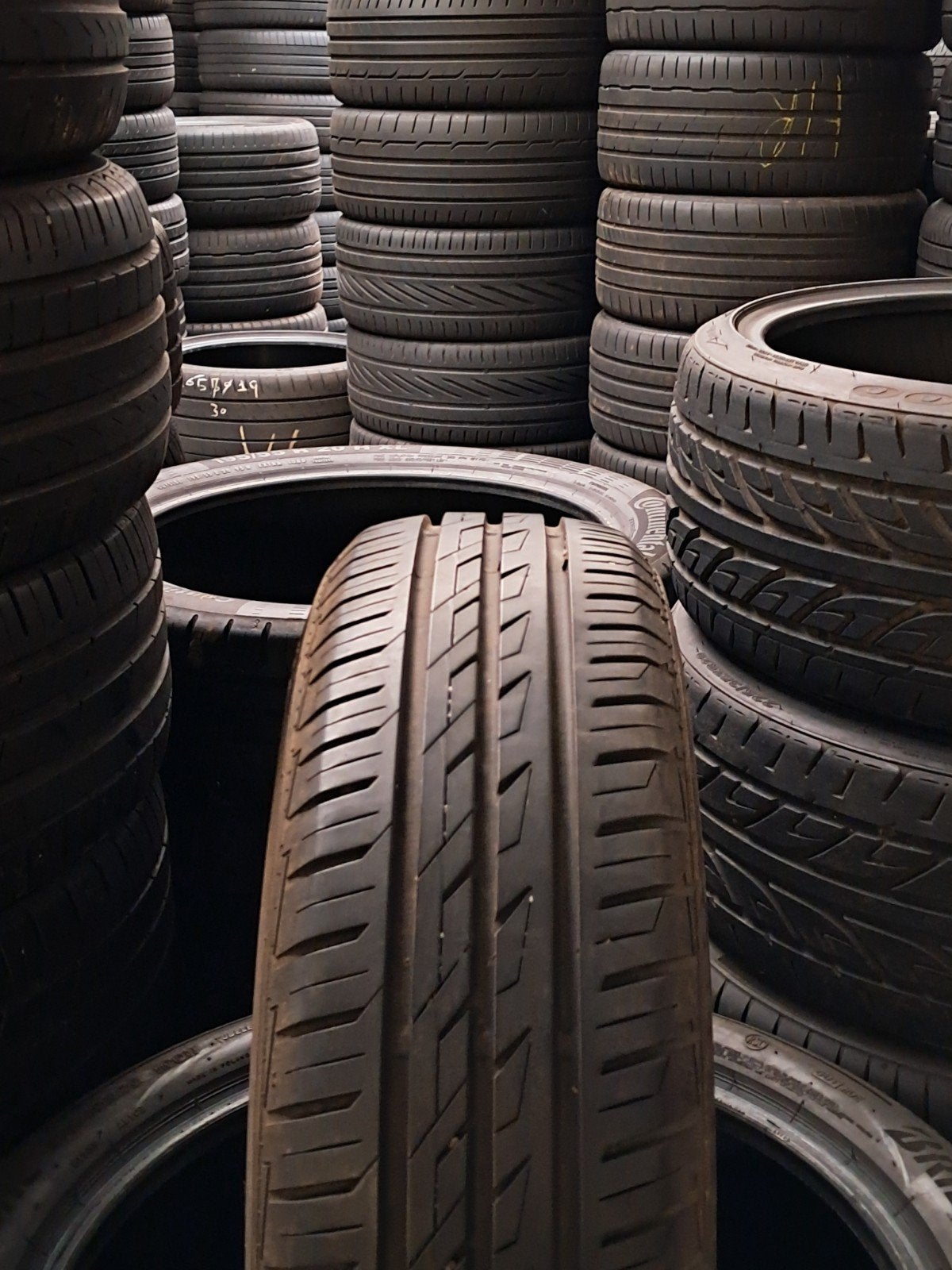 18555r15 185 55 r15 185/55/15 Goodyear demônt Nouveau, Ophalen of Verzenden