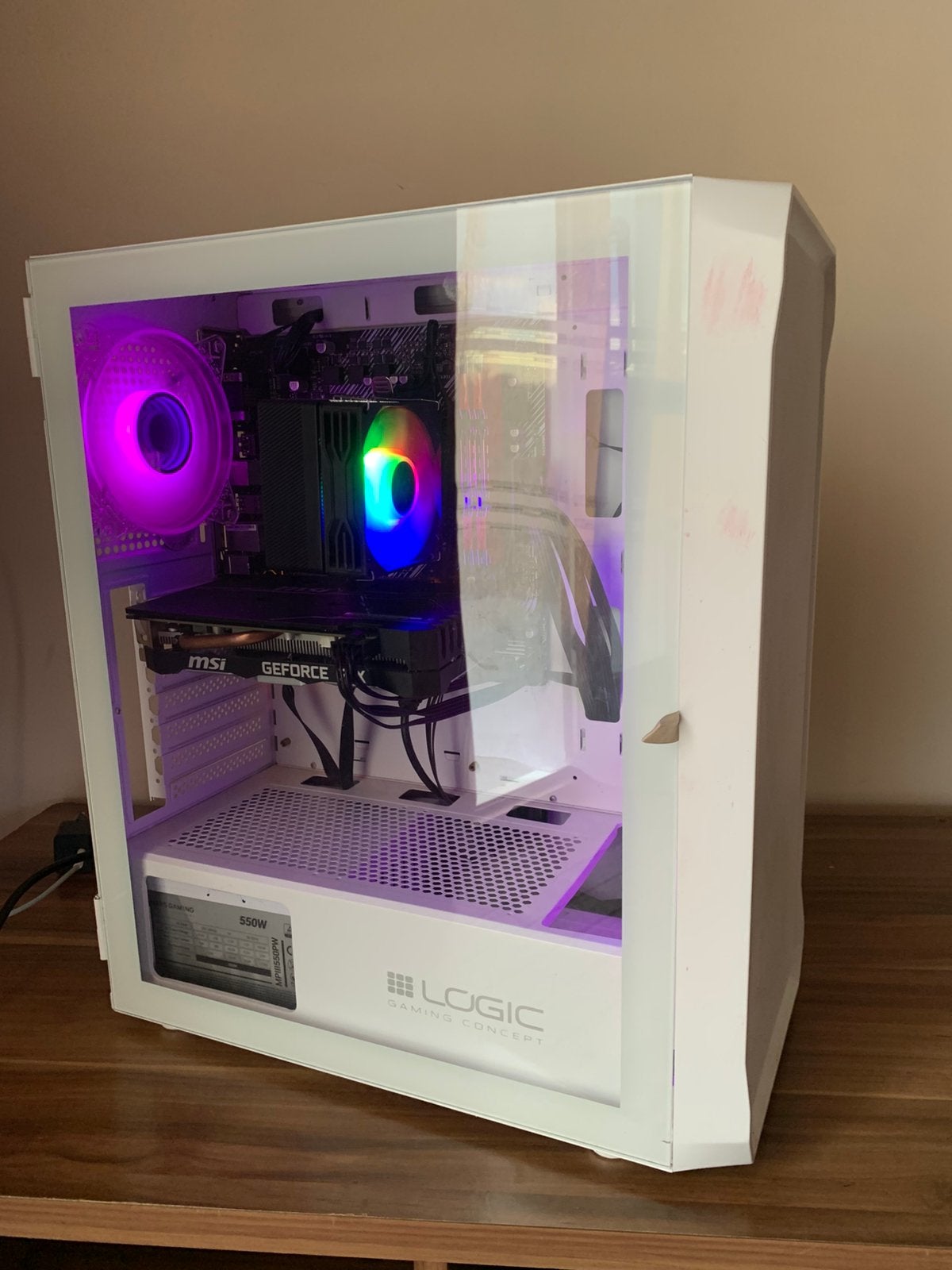 Pc gaming asus, Informatique & Logiciels, Ordinateurs de bureau, Comme neuf, 3 à 4 Ghz, Gaming, SSD