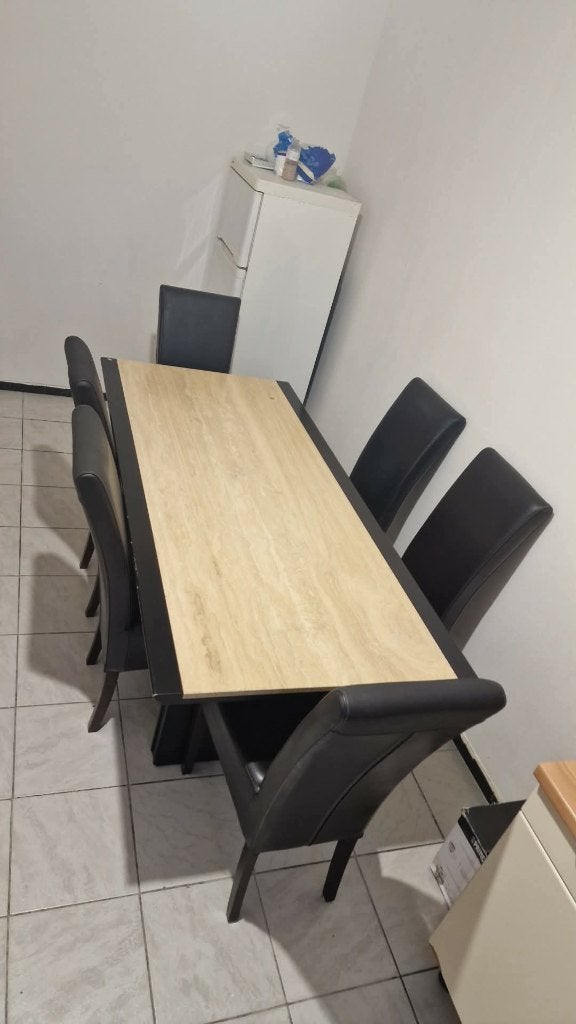 Eettafel met 6 stoelen, Ophalen