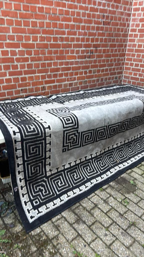 Tapijt gratis af te halen – moet dringend weg wegens verhuis, Ophalen, 50 tot 100 cm, Overige kleuren, 50 tot 100 cm