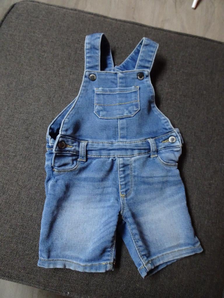 Salopette en jean avec short (JBC) Taille 80, Garçon ou Fille, Enlèvement ou Envoi, Costume, Comme neuf