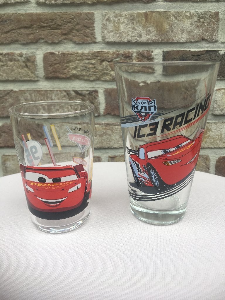 GLAS DISNEY AMORA PIXAR CARS EN RACING ZO GOED ALS NIEUW, Verzamelen, Ophalen of Verzenden, Zo goed als nieuw, Overige typen