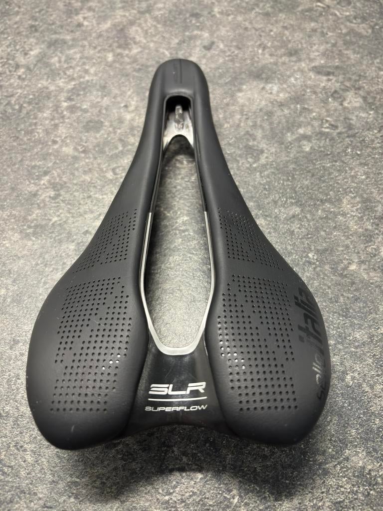 Selle Italia SLR BOOST KIT CARBONIO SUPERFLOW, Ophalen, Zo goed als nieuw, Zadel, Racefiets