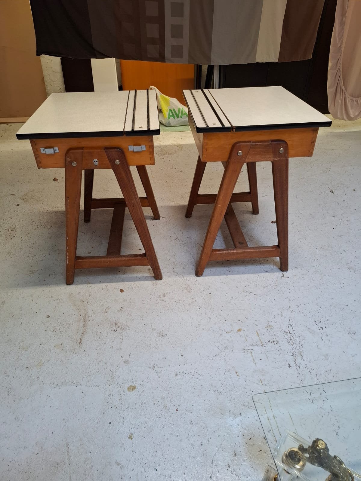 tables d'école vintage, Vintage, Enlèvement ou Envoi, Comme neuf