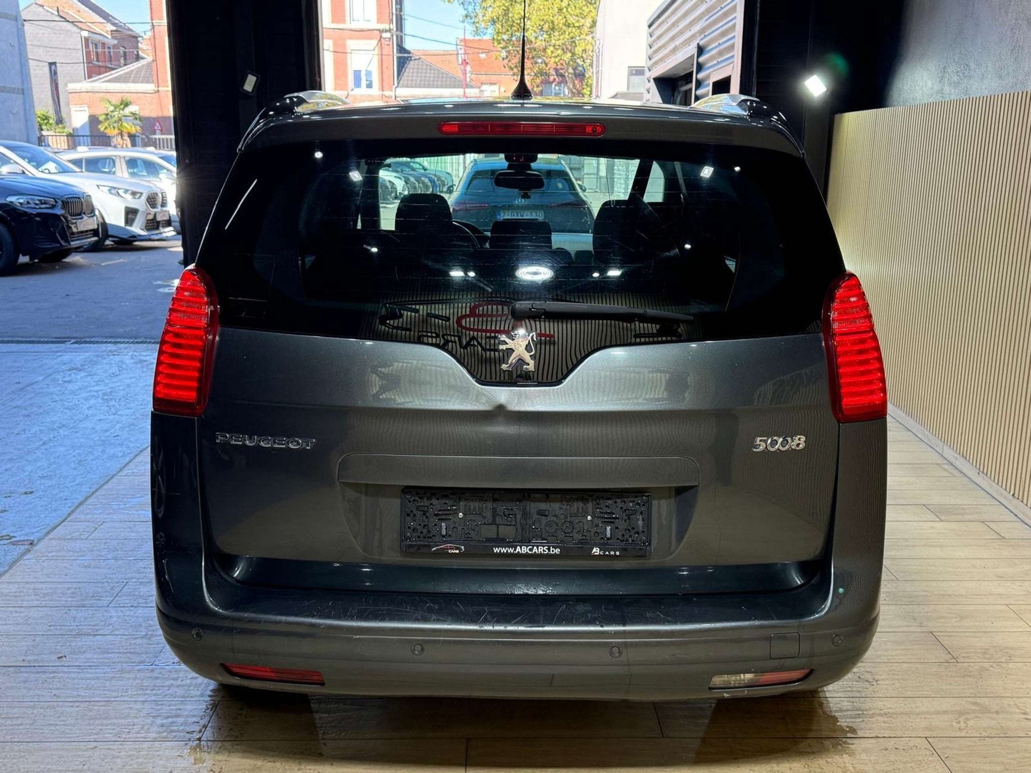 Peugeot 5008 1.6HDI * BOITE AUTO * (automatique), Autos, Achat, 139 g/km, 82 kW, Entreprise