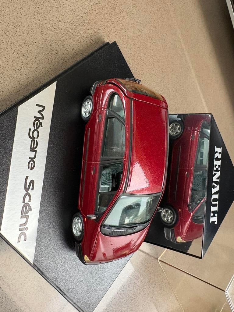 Renault Megane Scenic Vitesse, Hobby & Loisirs créatifs, Voitures miniatures | 1:43, Enlèvement ou Envoi, Comme neuf