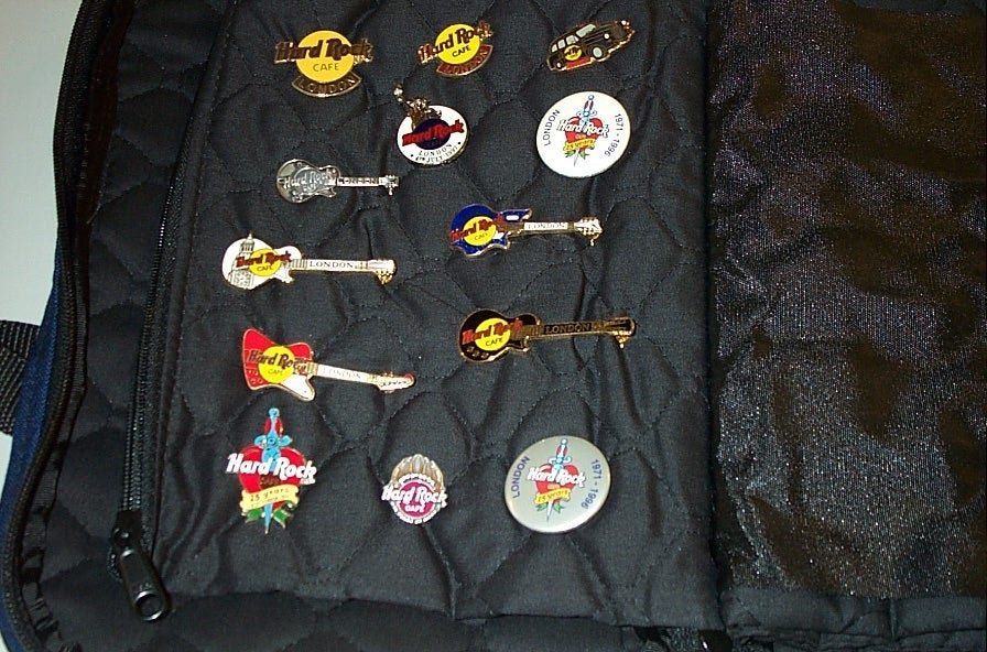 hard rock cafe LONDON vintage pins, Verzamelen, Ophalen of Verzenden, Zo goed als nieuw, Overige onderwerpen, Speldje of Pin
