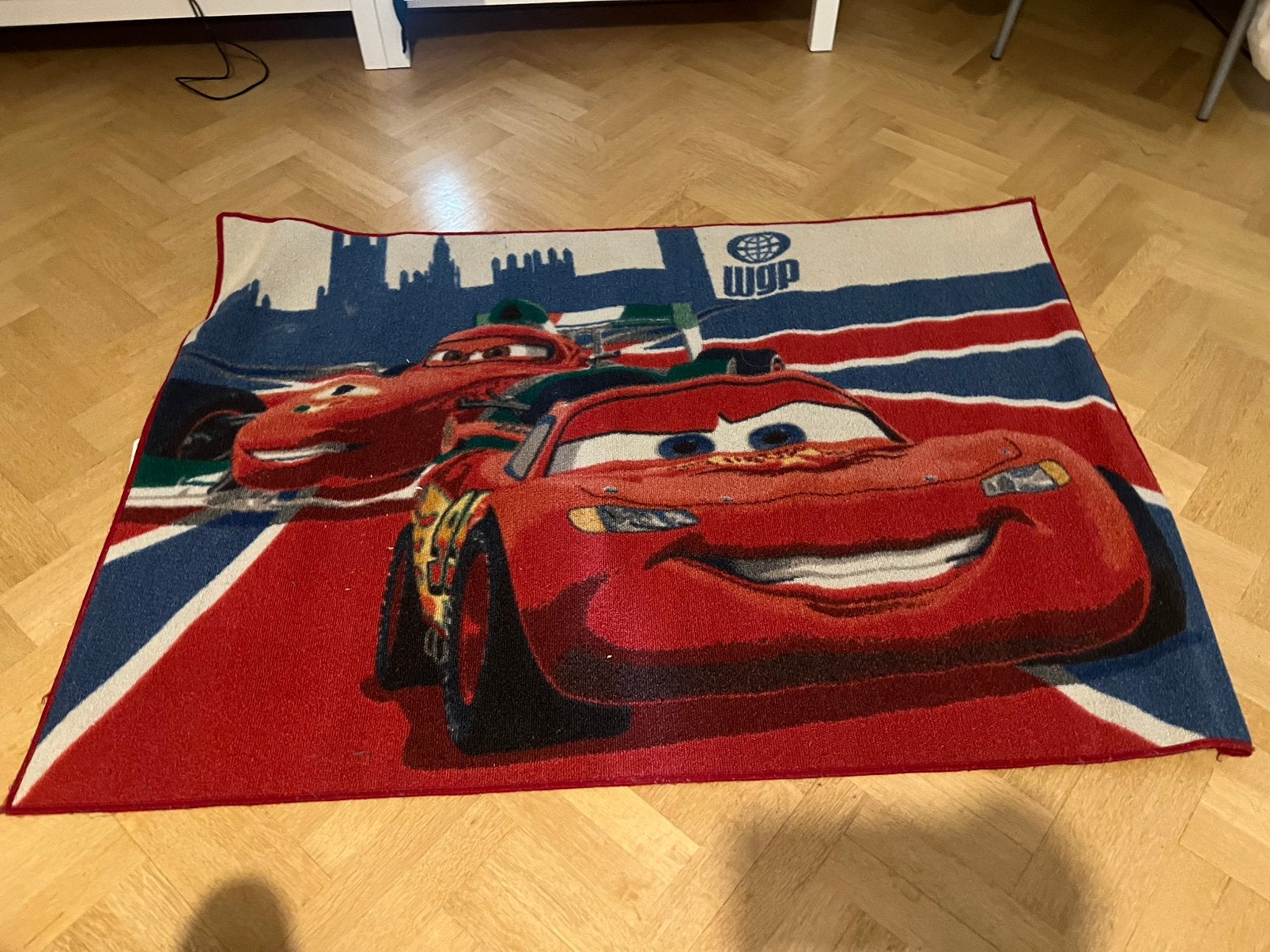Disney cars tapijt, Ophalen, Minder dan 50 cm, Gebruikt, 100 tot 150 cm