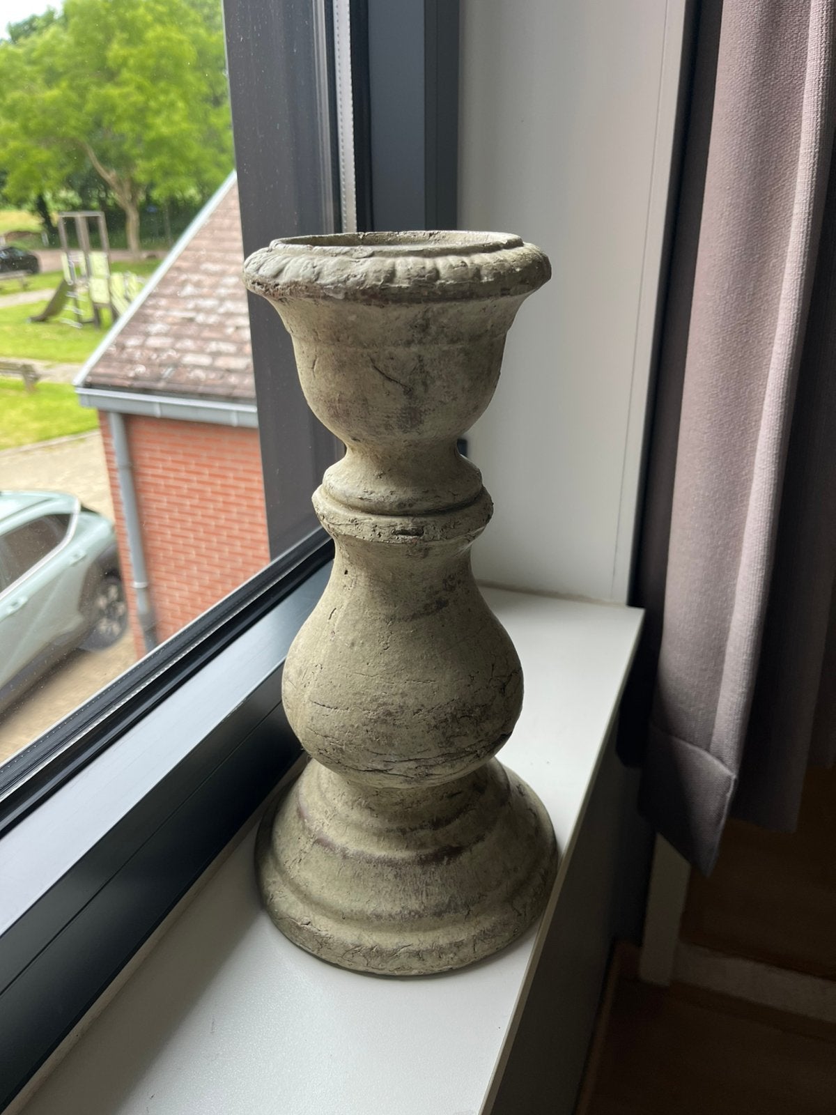 Stenen kandelaar ( rustiek , mooie patine ) 32 cm hoog, Huis en Inrichting, Woonaccessoires | Zuilen en Pilaren, Ophalen, Gebruikt