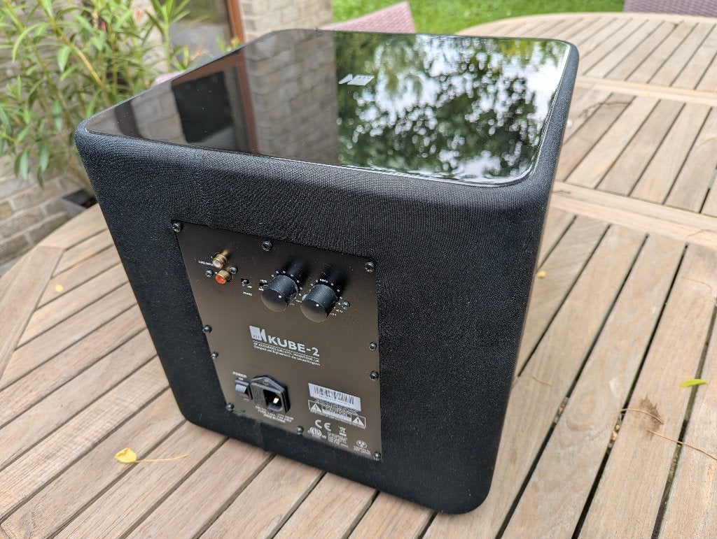 KEF Kube 2 Sub wiifer, Subwoofer, Zo goed als nieuw, 120 watt of meer, Ophalen