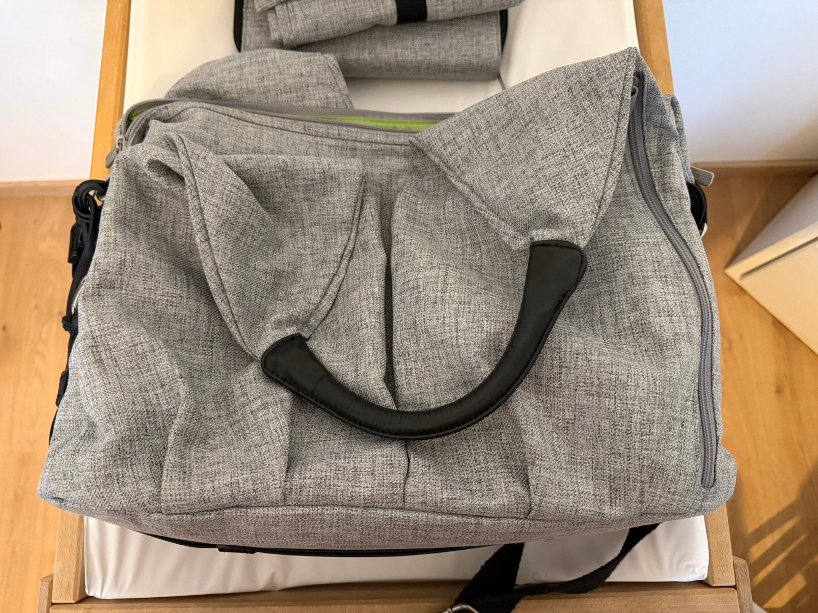 Luiertas met accesoires, Kinderen en Baby's, Luiertassen, Ophalen, Gebruikt