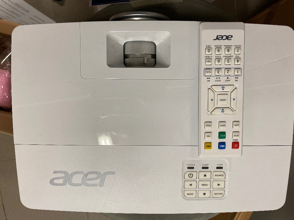 Acer H6518BD Full HD Beamer (HDMI) – Slechts 1090 lampuren!, Audio, Tv en Foto, Beamers, Ophalen, Zo goed als nieuw, Full HD (1080)