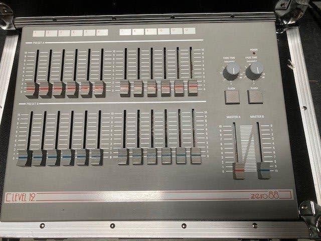 ZERO88 level12 lichttafel, Muziek en Instrumenten, Licht en Laser, Ophalen, Zo goed als nieuw