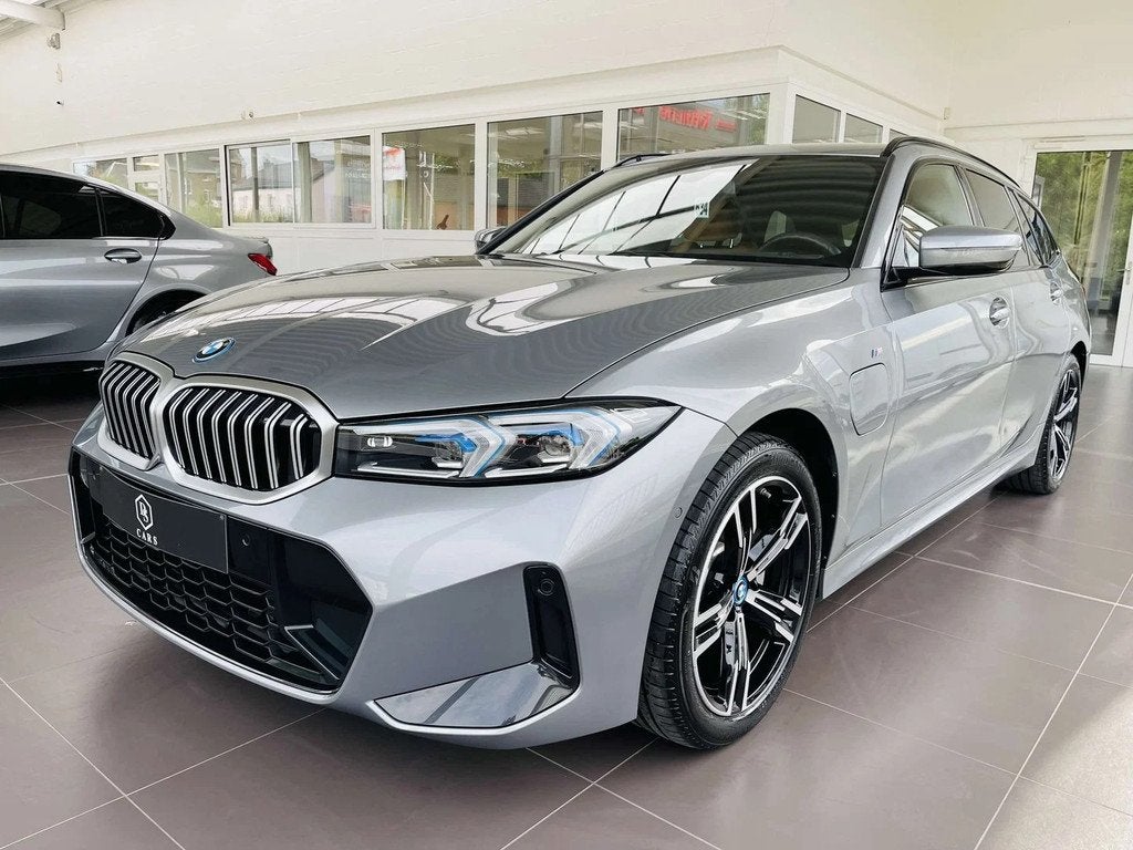 BMW 3 Serie 330 eA * GARANTIE + PACK M + LED + GPS PRO + CUI, Autos, Cuir, Argent ou Gris, Achat, Entreprise