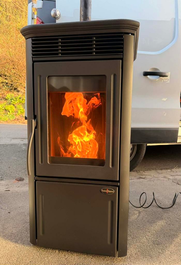 Poêle à pellets Extraflame Bella (7,5kw), Ophalen, Zo goed als nieuw