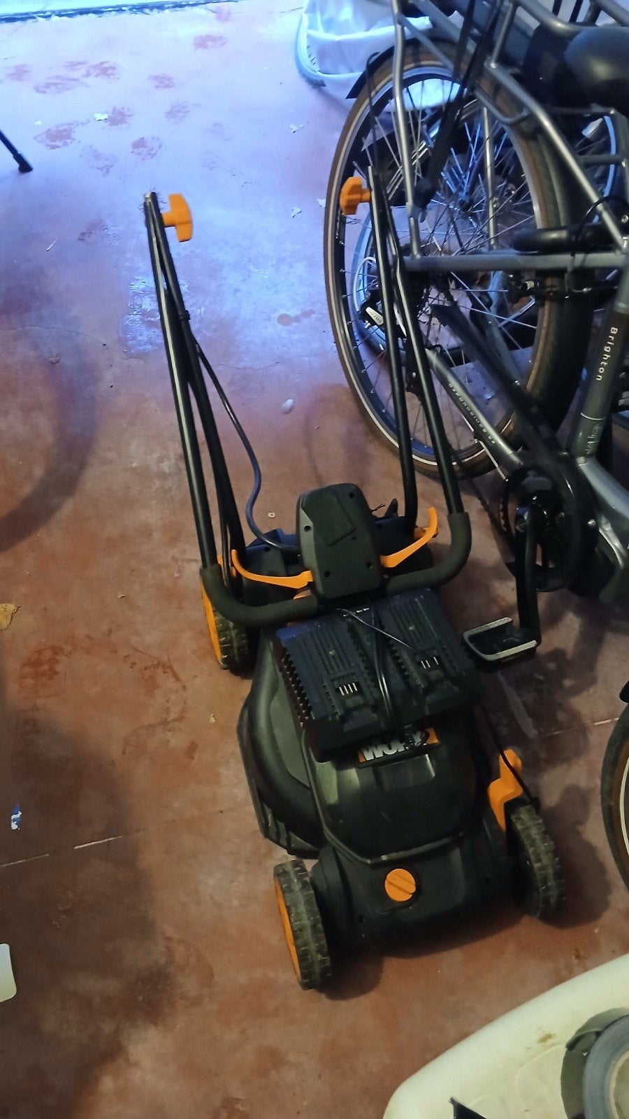 grasmachine, Ophalen, Zo goed als nieuw, Accu-grasmaaier, Elektrische starter