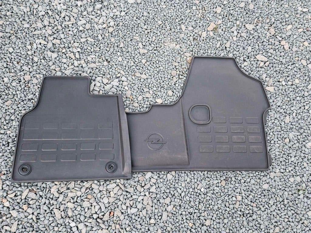 Tapis de sol Opel Vivaro en caoutchouc, Enlèvement, Comme neuf