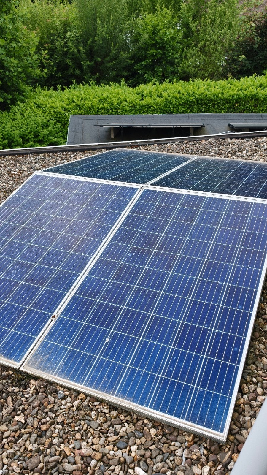 10 zonnepanelen met APS Micro omv. min. 2000kW opbrengst, Doe-het-zelf en Bouw, Ophalen