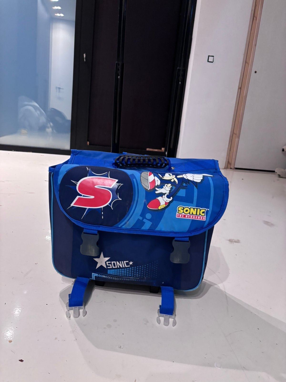 GRATIS Boekentas Sonic op wieltjes, Diversen, Ophalen of Verzenden, Gebruikt