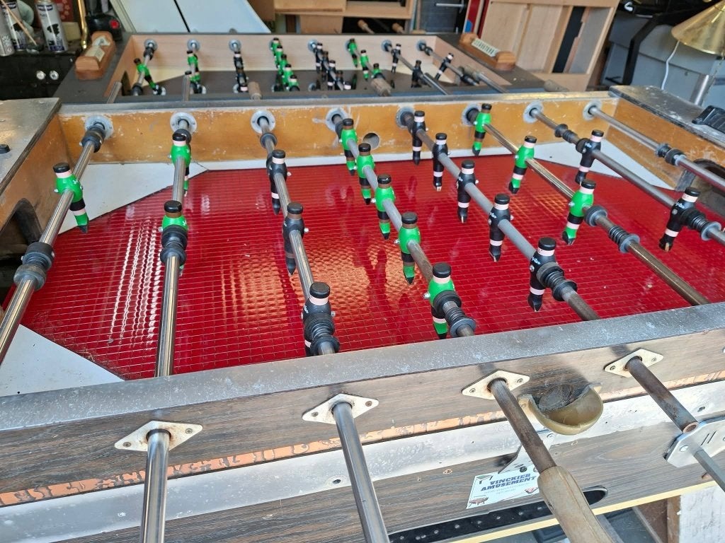 Een gebruikte cafe-voetbaltafel., Ophalen, Gebruikt