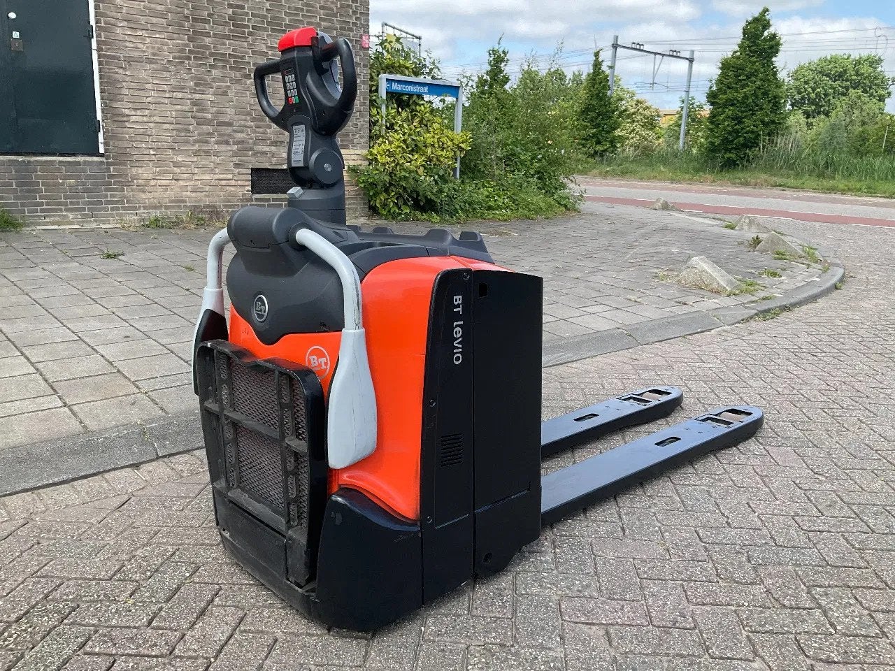 BT LPE200 2000KG 1.60LEPELS PALLETWAGEN / HEFTRUCK, Zakelijke goederen, Machines en Bouw | Heftrucks en Intern transport, BT, Yilmaz Heftrucks