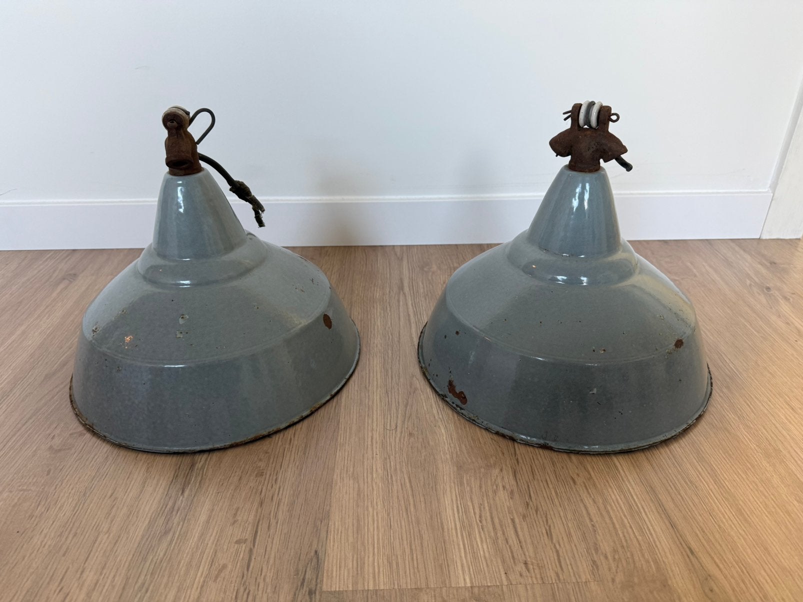 2 oude email lampen, Antiek en Kunst, Ophalen of Verzenden