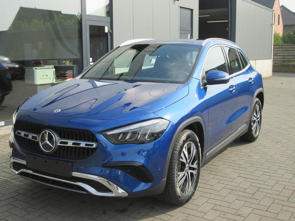 Mercedes-Benz GLA 250 E HYBRIDE FACELIFT TREKHAAK 9000 km !, https://public.car-pass.be/vhr/fbc57475-3202-4d6e-bf0c-2422146c551a
